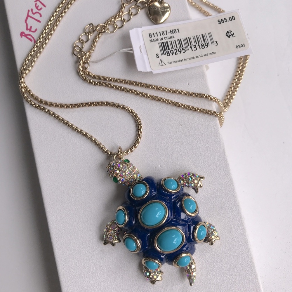 NWT Betsey Johnson Sea Turtle Pendant Long Necklace